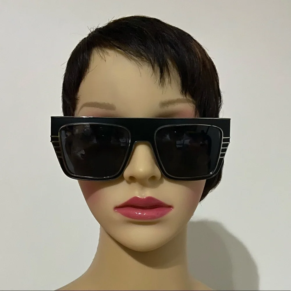 ILL.I By Will. I. Am WA503S04 Square Sungl…
